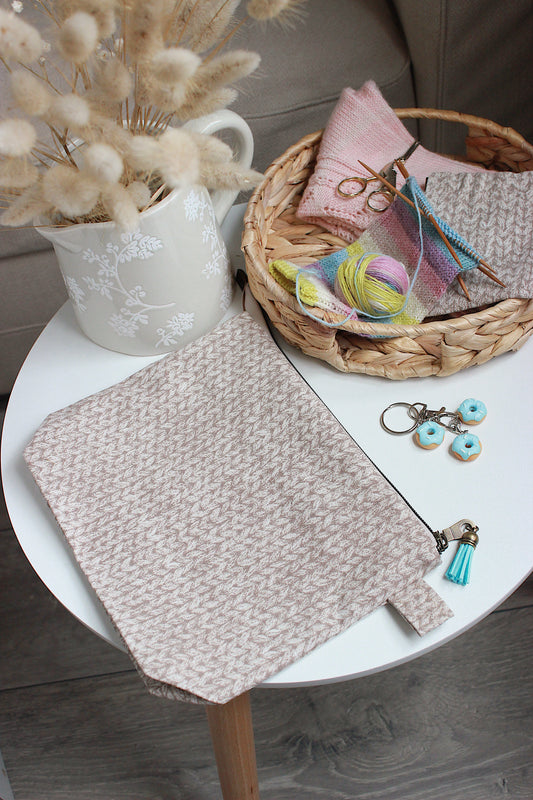 Beige Knitting Project Bag with Built-in DPN Holder & Matching Squeeze Purse
