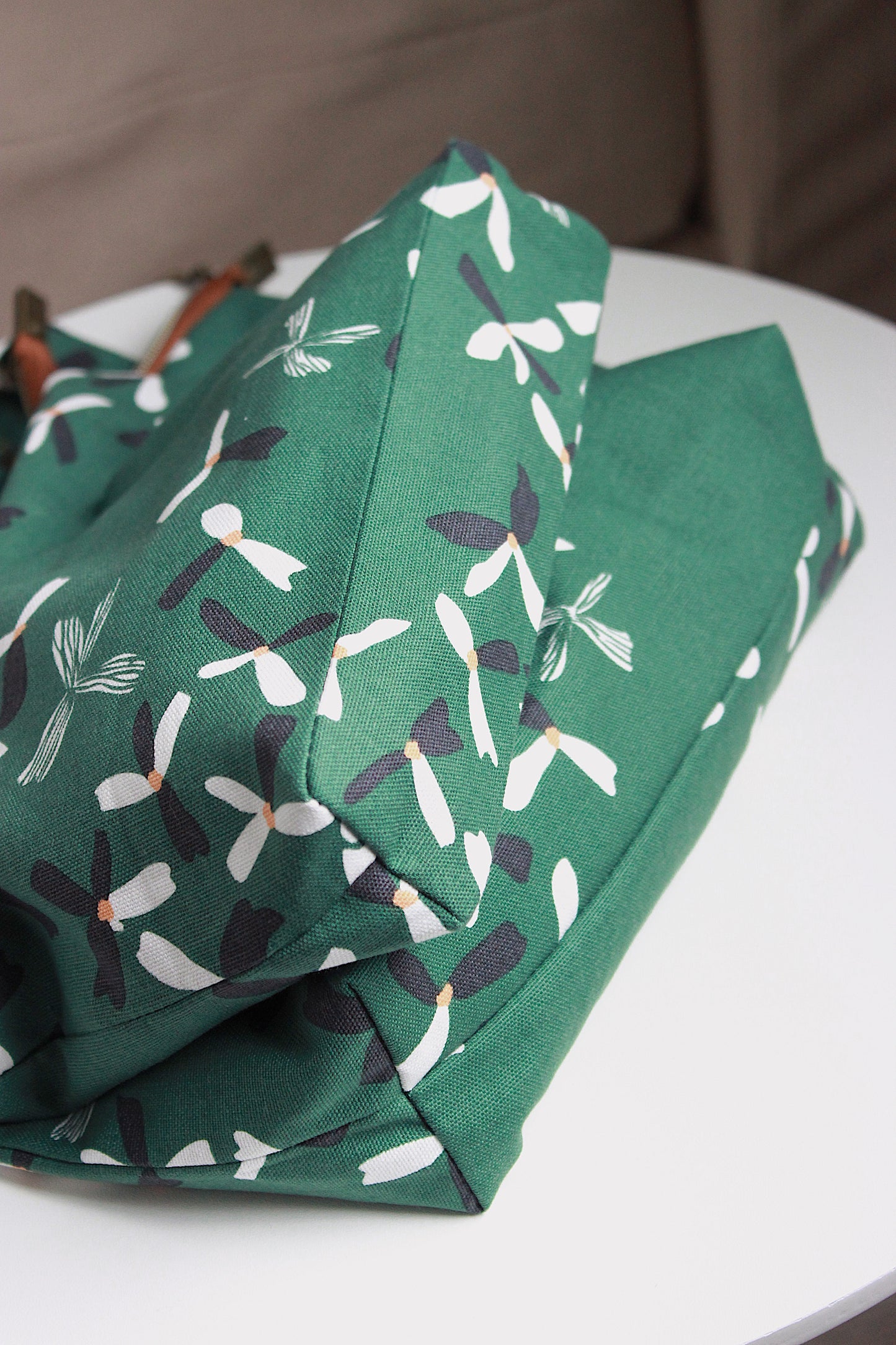 Green Knitting Project Bag with Built-in DPN Holder