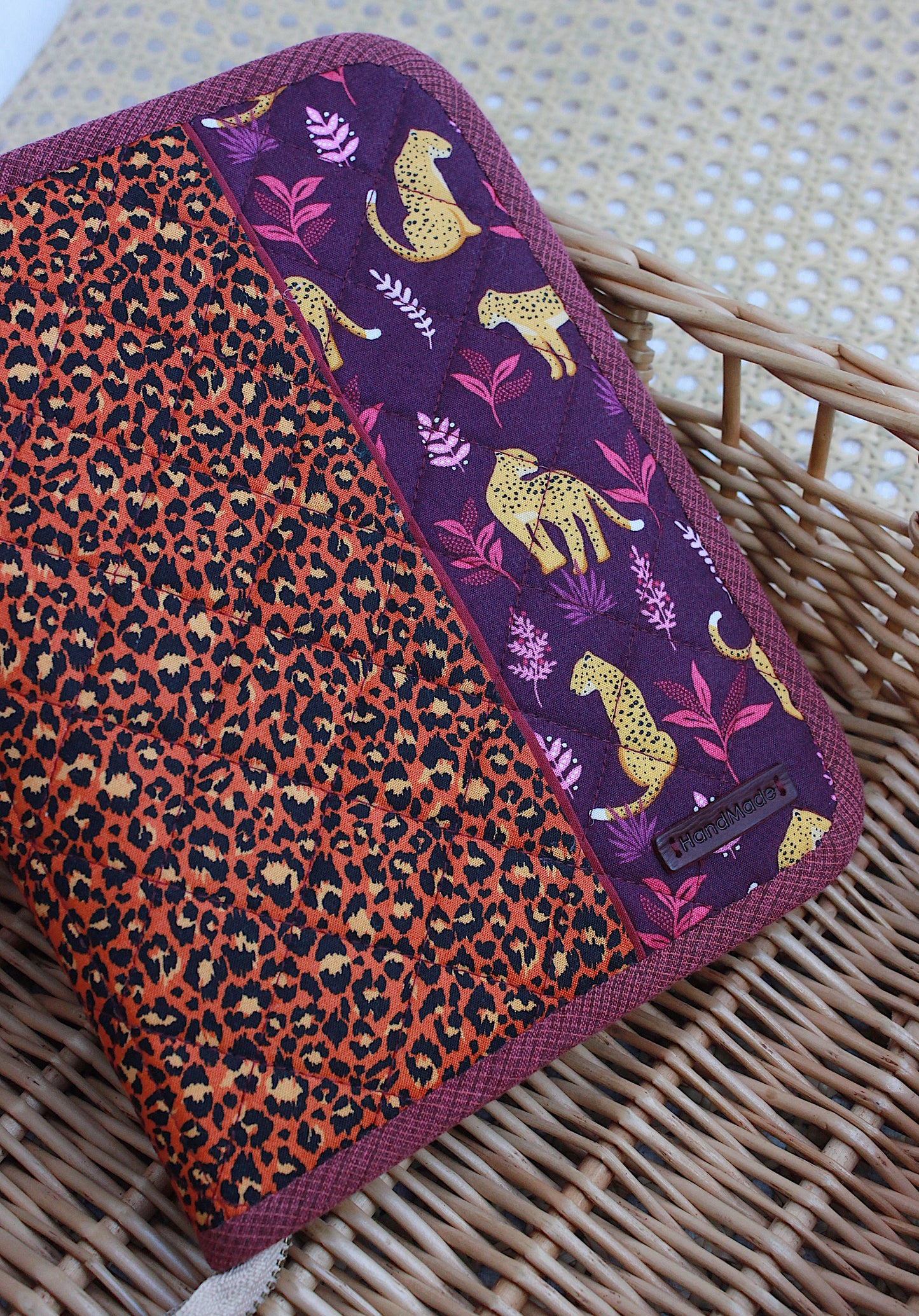 Cheeky Leopard Zipper Knitting Needle Case