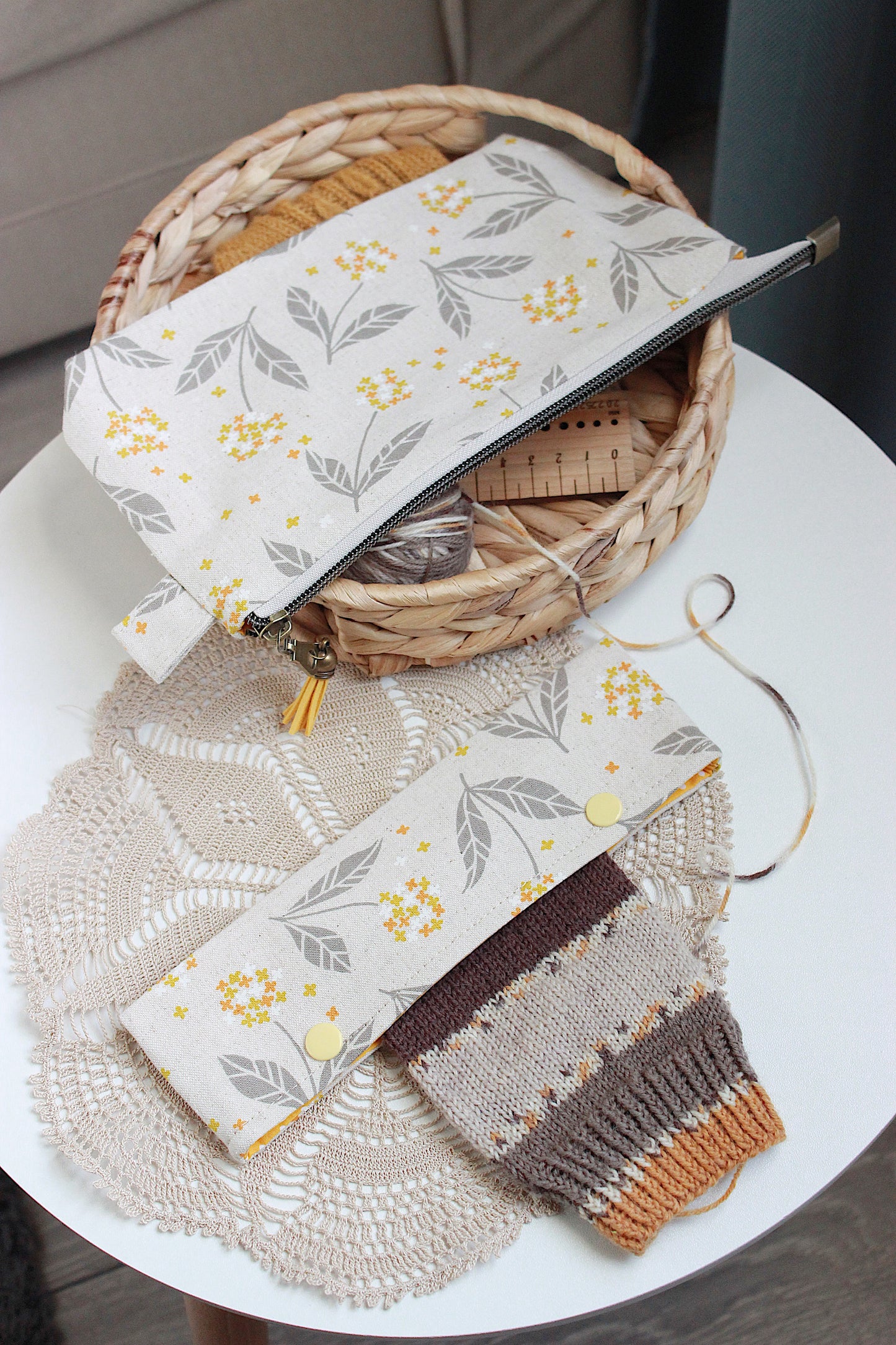 Knitting Notions Pouch & DPN Holder Set