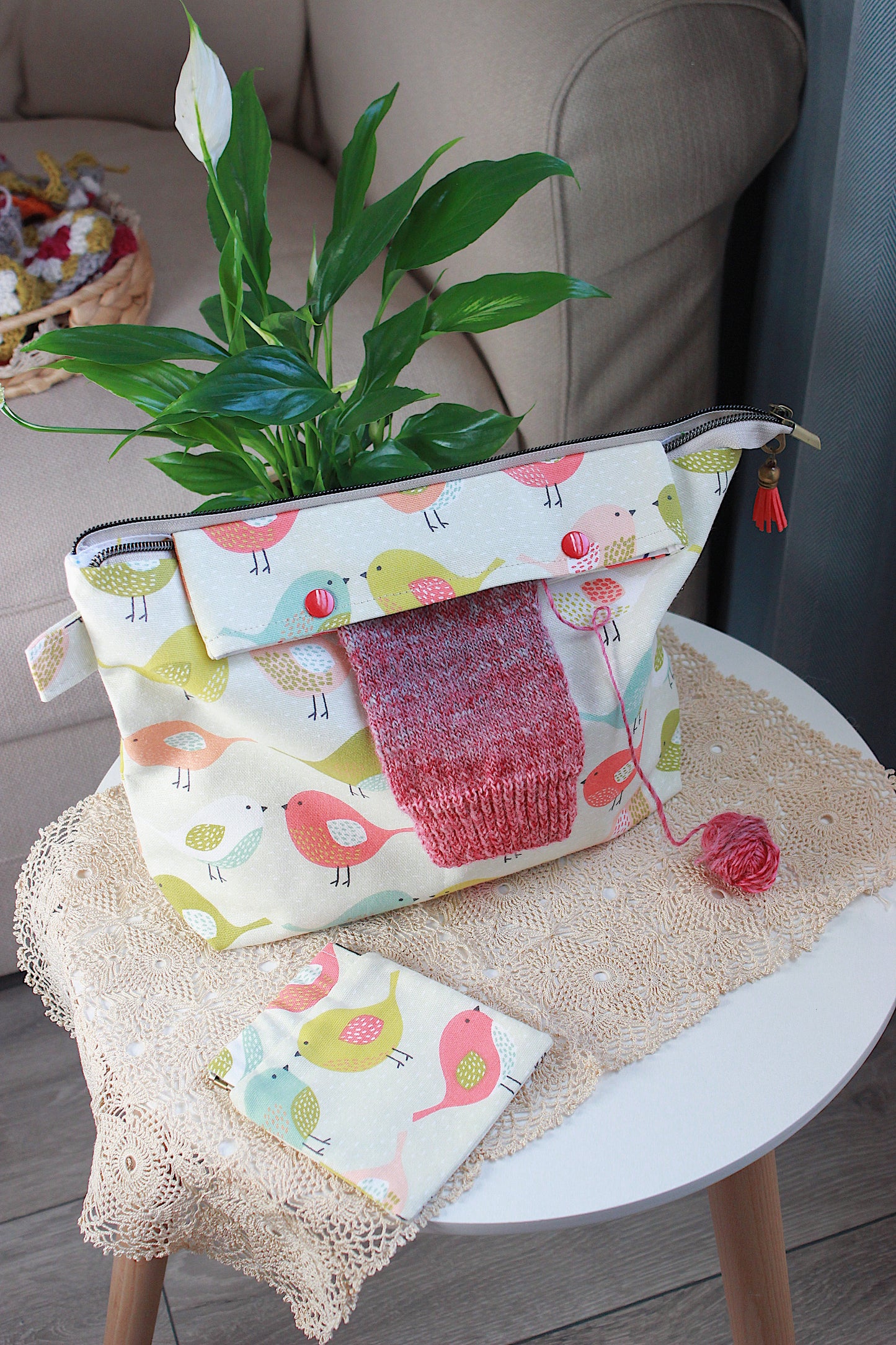 Lovely Birds Knitting Project Bag with Built-in DPN Holder & Matching Squeeze Purse