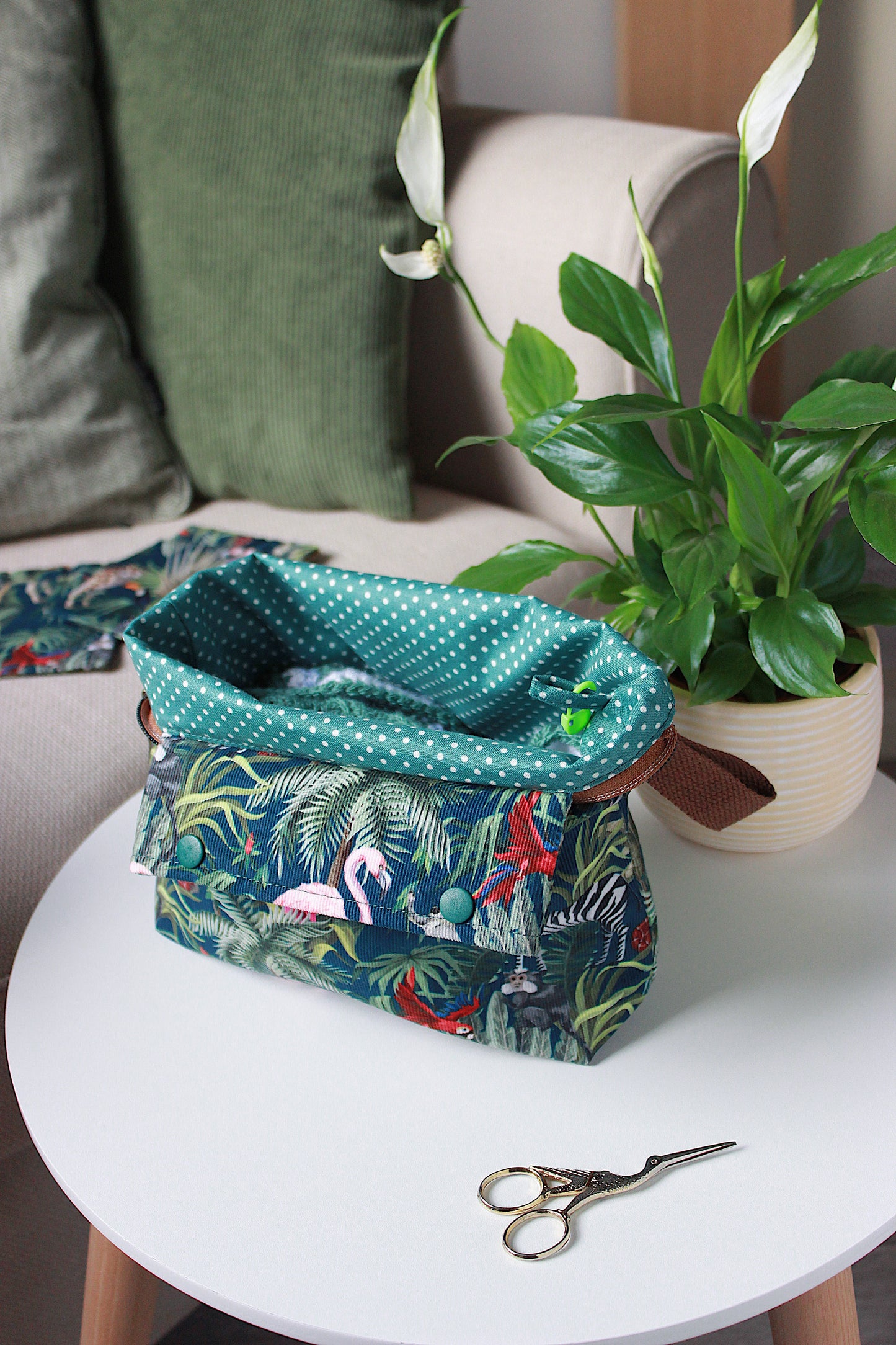 Jungle Print Green Needlecord Knitting Project Bag with Built-in DPN Holder & Matching Squeeze Purse