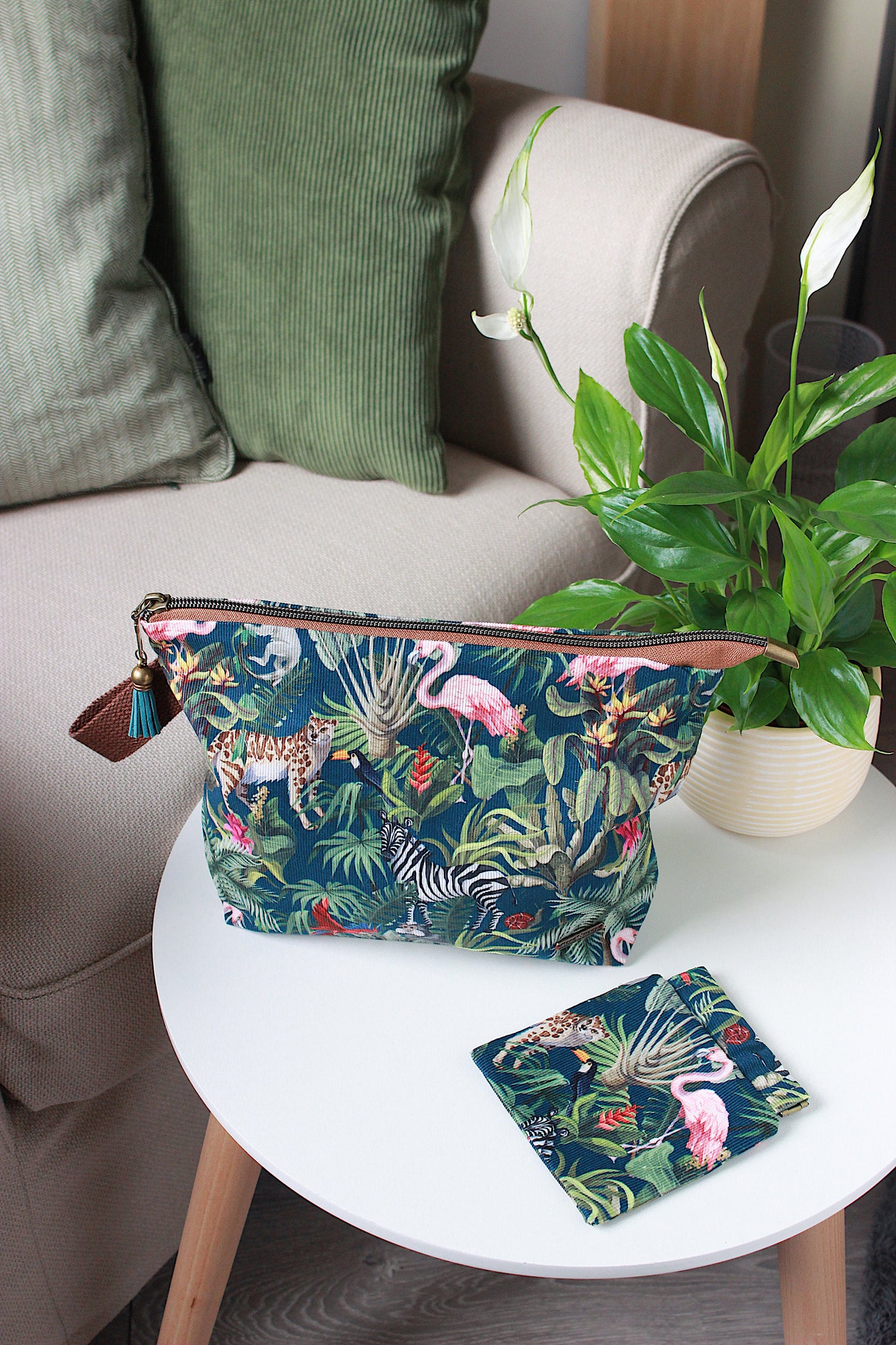 Jungle Print Green Needlecord Knitting Project Bag with Built-in DPN Holder & Matching Squeeze Purse