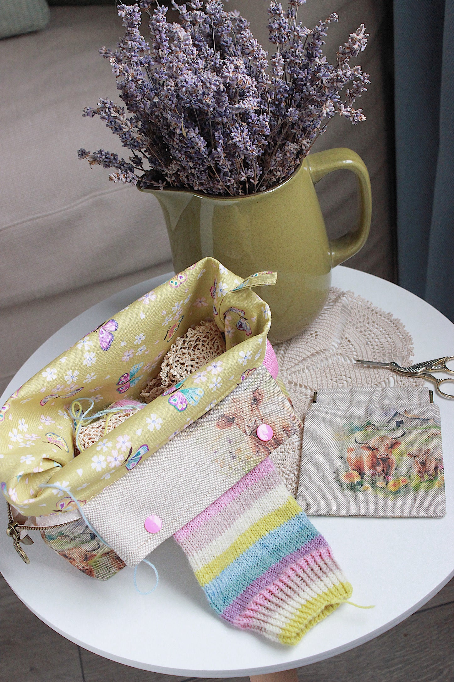 Highland Cows Knitting Project Bag with Built-in DPN Holder & Matching Squeeze Purse  | Printed Digital Canvas Fabric