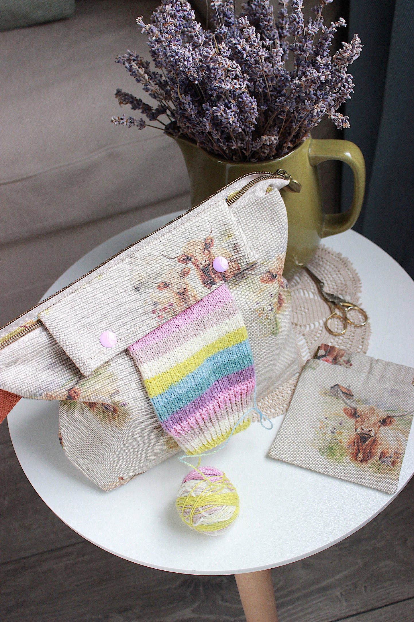 Highland Cows Knitting Project Bag with Built-in DPN Holder & Matching Squeeze Purse  | Printed Digital Canvas Fabric