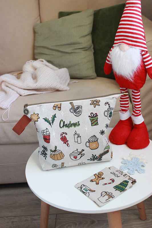 Project Bag with Twin Built-in DPN Holders & Matching Squeeze Purse – “Christmas motives” Print | Printed Digital Canvas Fabric | Sage Dot Lining