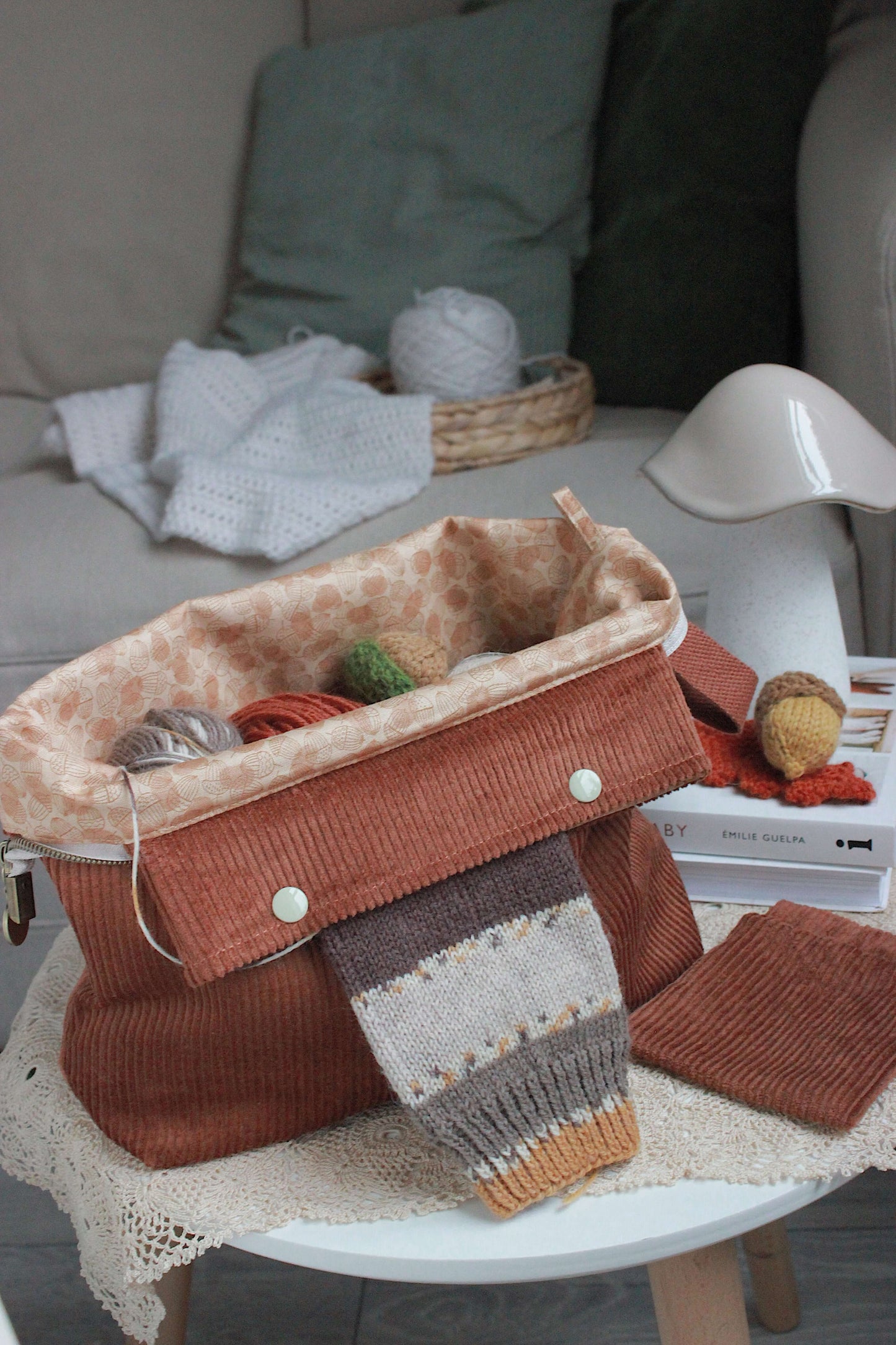 Handmade to Order|Autumn Acorns Corduroy Knitting Project Bag with Built-in Needle Holder & Matching Squeeze Purse